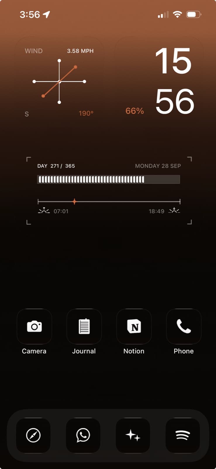Ember daylight widget with app icons